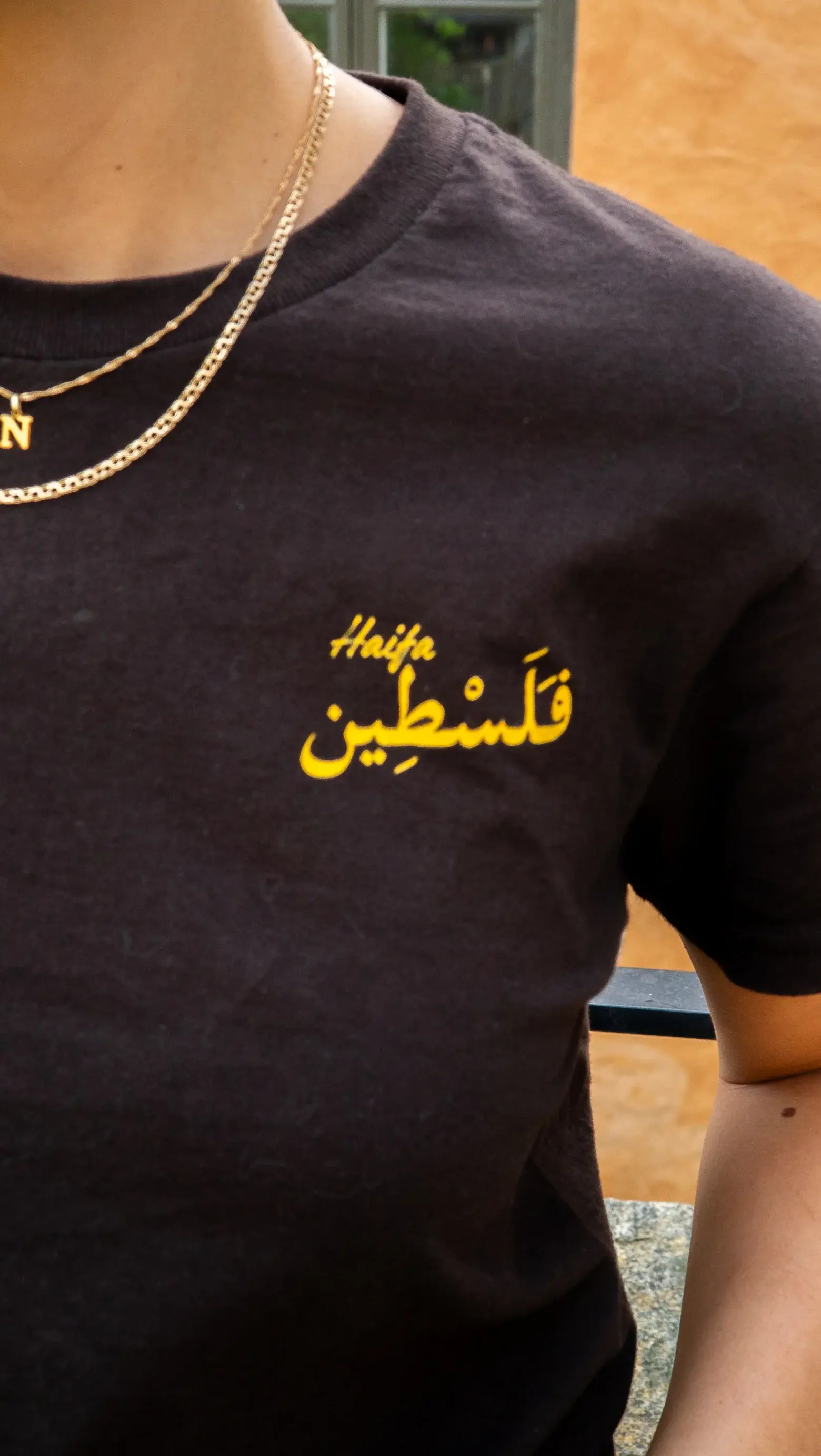Haifa t-shirt detalj från RFA Apparel